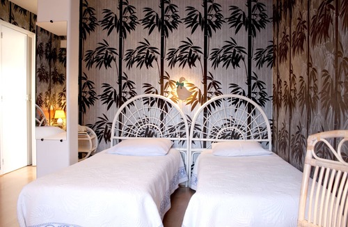 Saint-Cirgues-de-Jordanne Hotel | Logis Hotel Les Tilleuls