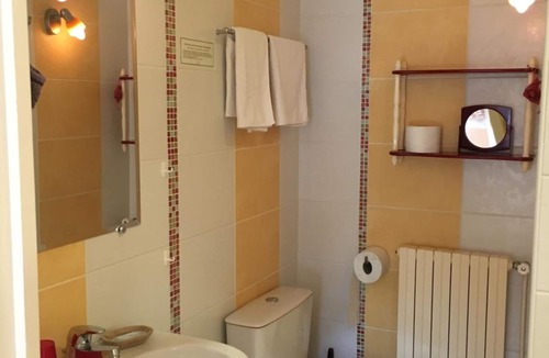 Saint-Cirgues-de-Jordanne Hotel | Logis Hotel Les Tilleuls