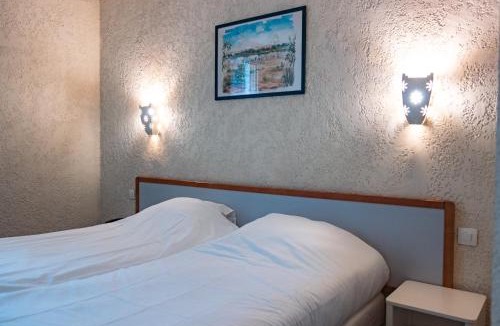 Saint-Gilles Hotel | Logis Heraclee