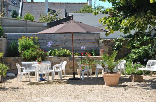 Perros-Guirec Hotel | Logis Hermitage