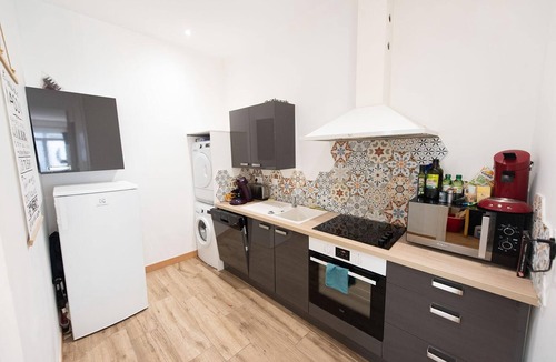 Le Cateau-Cambresis Hotel | Logis Hostellerie Du Marche