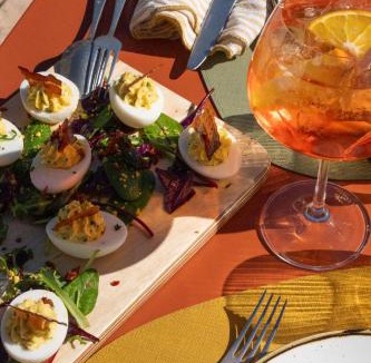 Le Thoronet Hotel | Logis Hostellerie De L'Abbaye