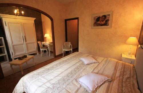 Gincla Hotel | Logis Hostellerie Du Grand Duc hôtel restaurant