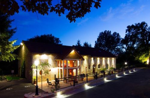 Arsonval Hotel | Logis Hostellerie la Chaumière