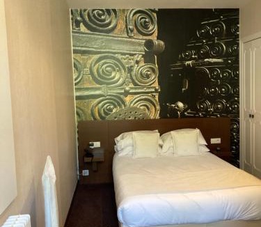 Prats-de-Mollo-la-Preste Hotel | Logis Hotel Restaurant Le Bellevue