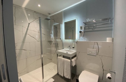 Pont-a-Mousson Hotel | LOGIS HOTEL DU PARC