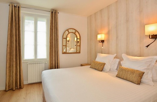 La Baule-Escoublac Hotel | Logis Hotel La Closerie