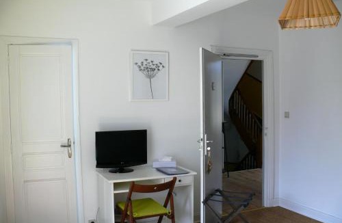 Saint-Pierre-de-Riviere Hotel | Logis Hotel Restaurant LA BARGUILLERE