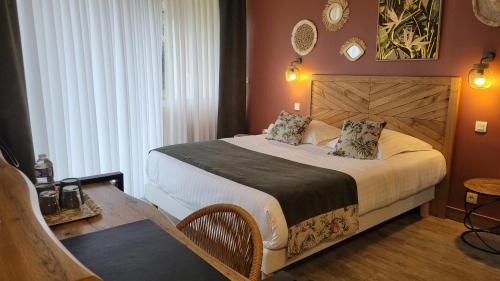 Le Tour-du-Parc Hotel | Logis Hotel La Croix du Sud