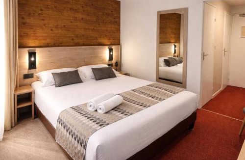 Embrun Hotel | Logis Hotel Le Lac