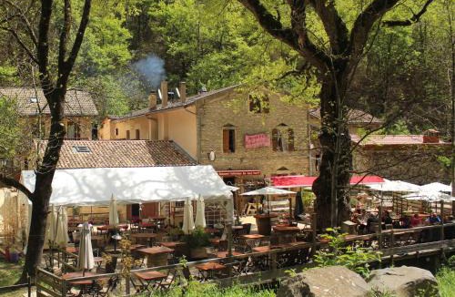 ViaRhona Hotel | Logis Hotel Le Moulin De La Pipe