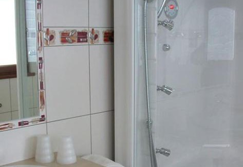 Le Menil Hotel | Logis Hotel Les Sapins