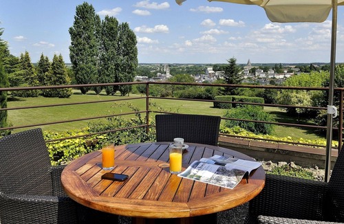 Loches Hotel | Logis Hotel Luccotel