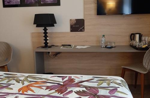 Deols Hotel | Logis Hotel Relais Saint Jacques - Châteauroux
