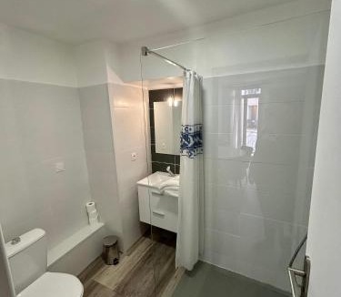 Arles-sur-Tech Hotel | Logis Hotel-restaurant Les Glycines