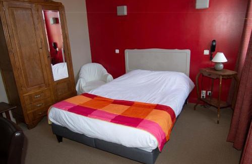 Bourgtheroulde-Infreville Hotel | Logis - Hotel & Restaurant La Corne d 'Abondance