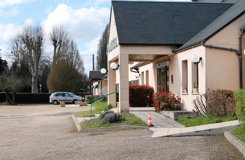 Ferrieres Hotel | Logis Hotel Restaurant de l'Abbaye