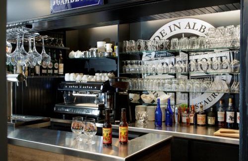 Albert Hotel | Logis Hotel & Restaurant de la Basilique