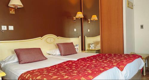 Bouc-Bel-Air Hotel | LOGIS HOTEL & RESTAURANT L'ETAPE Bouc Bel Air - Gardanne