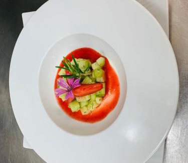 Fontvieille Hotel | Logis Hotel Restaurant Hostellerie de la Tour