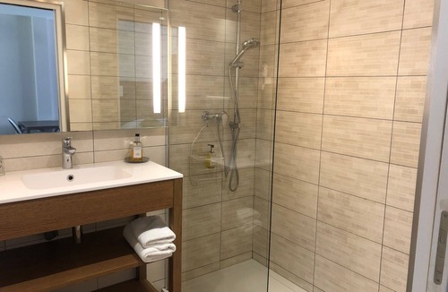 Wisques Hotel | Logis Hotel Restaurant La Sapiniere