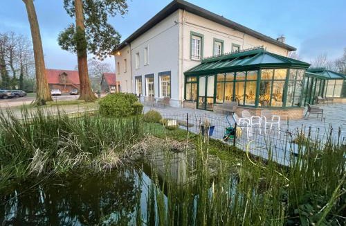 Wisques Hotel | Logis - Hotel Restaurant La Sapinière