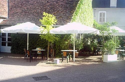 Sancoins Hotel | Logis hotel Saint-Joseph