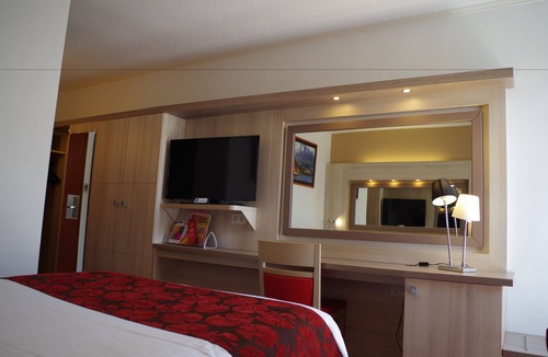 Saint-Nazaire Hotel | Logis Hotels, Hôtel Aquilon, Saint-Nazaire