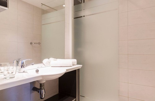 Saint-Nazaire Hotel | Logis Hotels, Hôtel Aquilon, Saint-Nazaire