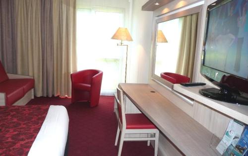 Saint-Nazaire Hotel | Logis Hotels, Hôtel Aquilon, Saint-Nazaire