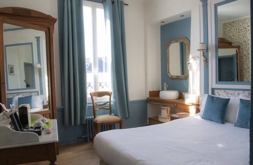 Saint-Martin-du-Littoral Hotel | Logis hotels La bonne Adresse