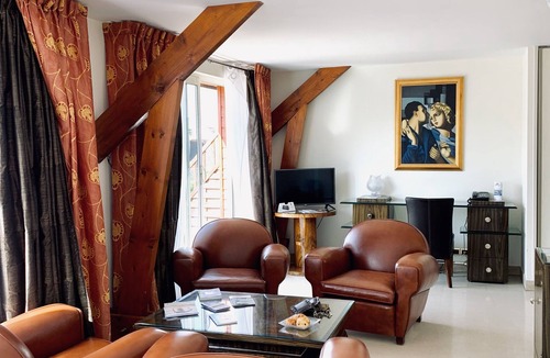 Sainte-Anne-d'Auray Hotel | LOGIS L'Auberge