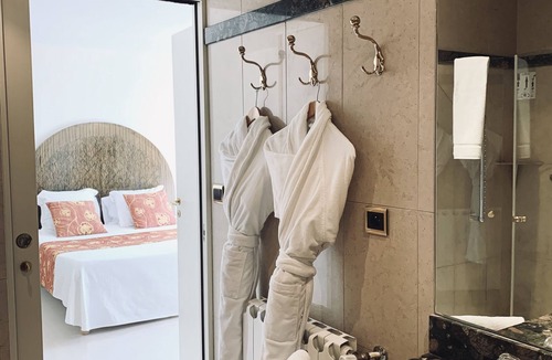 Sainte-Anne-d'Auray Hotel | LOGIS L'Auberge