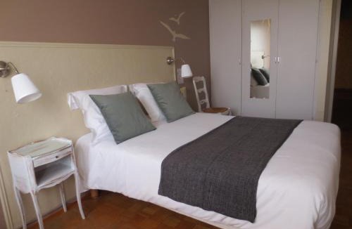 Silly-sur-Nied Hotel | Logis L'Auberge du Gros