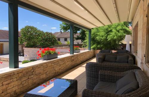 Arc-sur-Tille Hotel | Logis L'Hôtel D'Arc