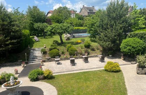 Aurillac Hotel | Logis La Thomasse