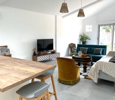 Neac House | Logis Lavergne Neac Saint-Emilion