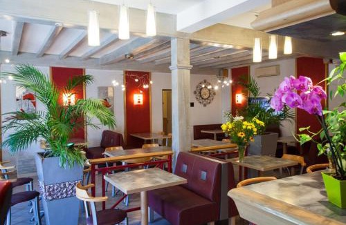 Beze Hotel | Logis Le Bourguignon