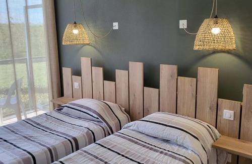 Chaource Hotel | Logis Le Cadusia