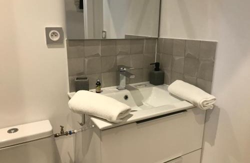 Saint-Just Hotel | Logis Le Cheval Blanc