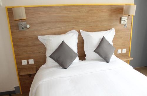 Chateau du Loir Hotel | Logis Le Grand Hotel