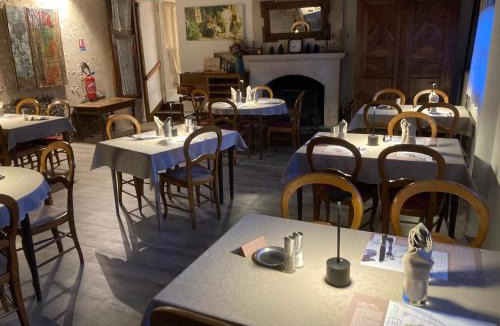 Troo Hotel | Logis Le Petit Trôo du Cheval Blanc