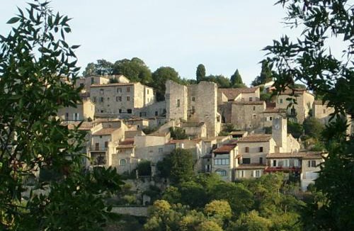 Vezenobres Hotel | Logis le Relais Sarrasin