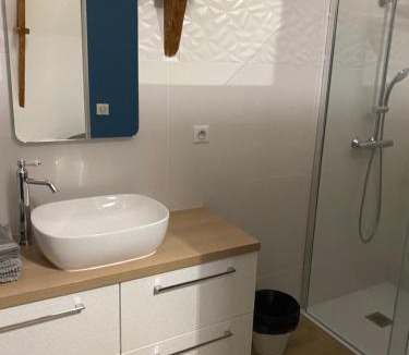 Arthenac House | Logis Poussard