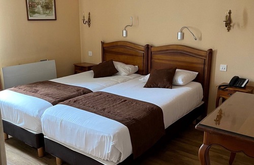 Ligny-le-Chatel Hotel | Logis Relais Saint Vincent