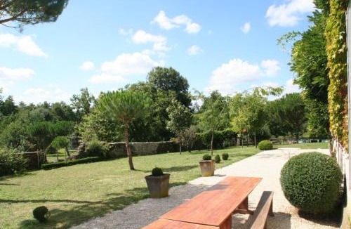 Saint-Etienne-du-Bois House | Logis Vendéen, 40 Min De La Mer