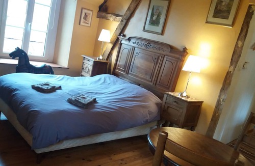 Le Merlerault Apartment | Logis warm + horses 10 km from Haras du Pin.