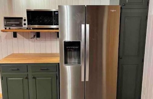 Maplecrest Cabin | Logtastic cabin in Windham with Hot Tub