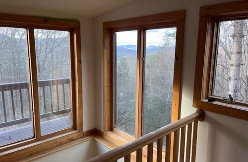 Maplecrest Cabin | Logtastic cabin in Windham with Hot Tub