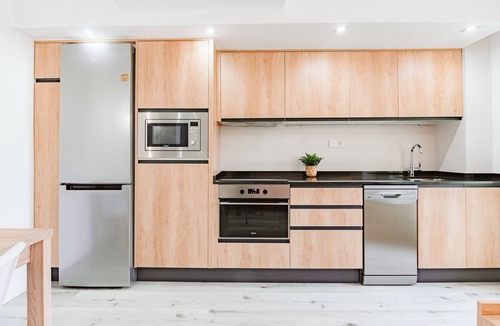 La Magdalena Apartment | LOIRA ALVIRA LASIERRA: Comfort, light, and views